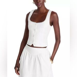 WAYF Claire Sleeveless Button Top White Scalloped Square-Neck Button Tank